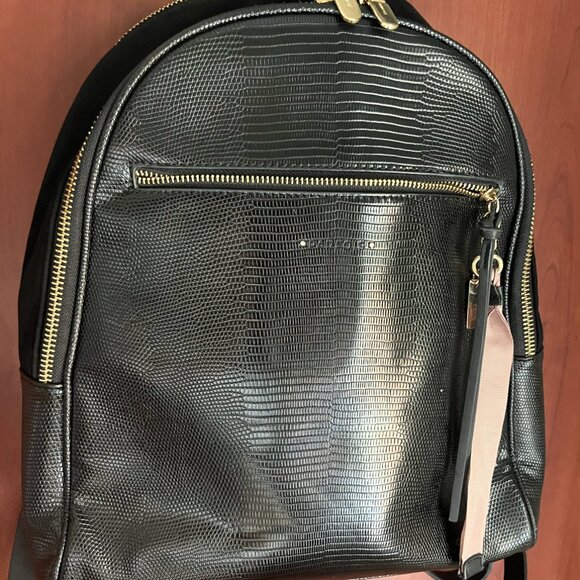 PARFOIS - Black FAUX Lizard Backpack - School/Traveling/Carry-on - Picture 2 of 7